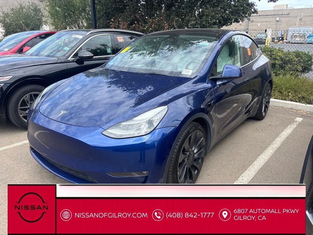 2022 TESLA Model Y