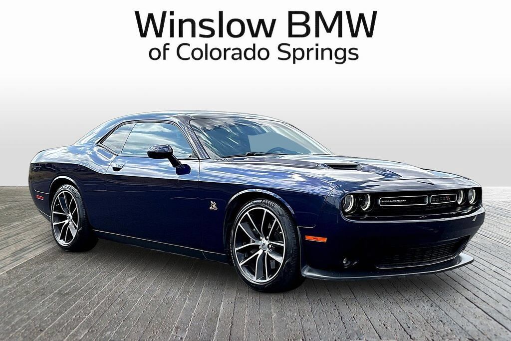 2017 DODGE Challenger
