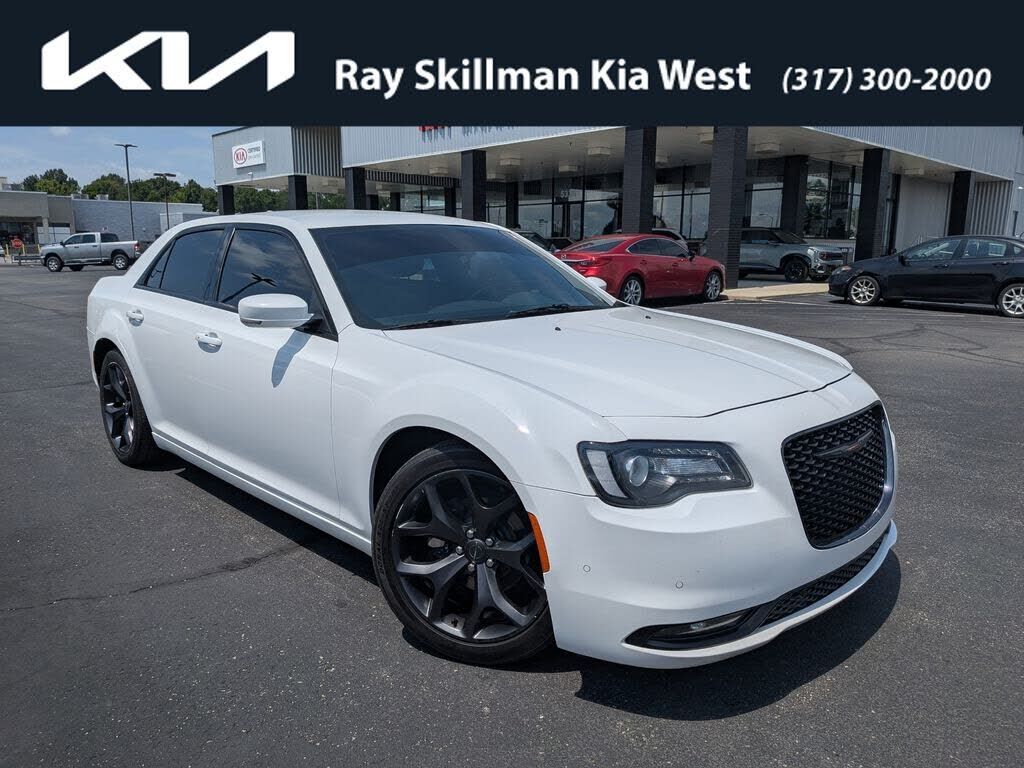 2021 CHRYSLER 300