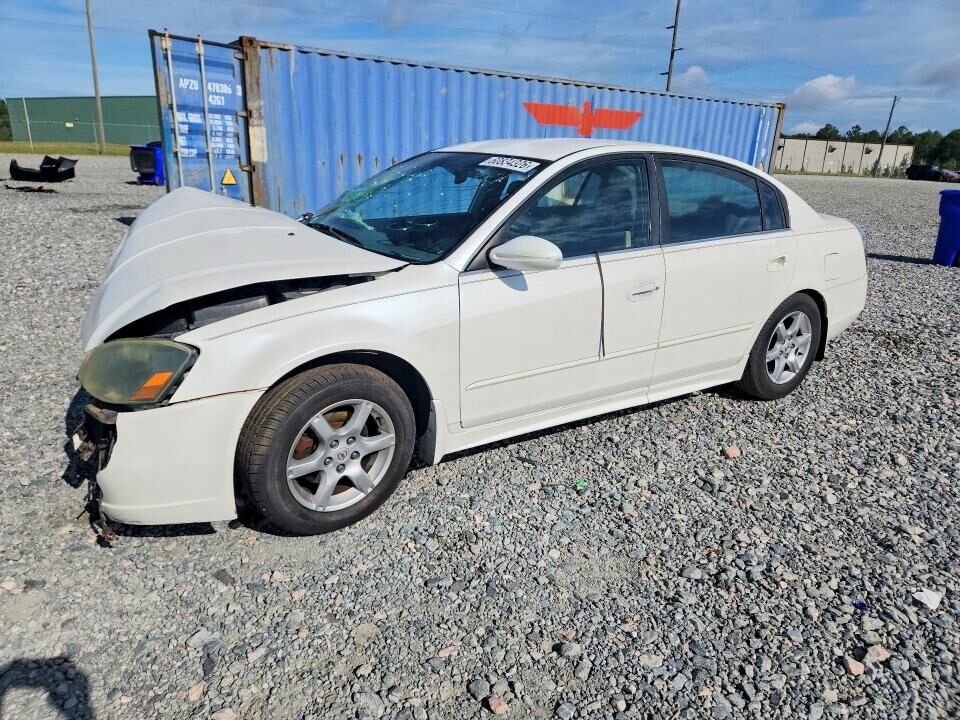 2005 NISSAN Altima