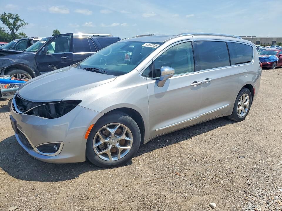 2017 CHRYSLER Pacifica