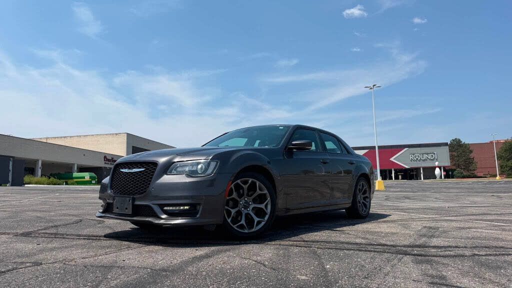 2018 CHRYSLER 300