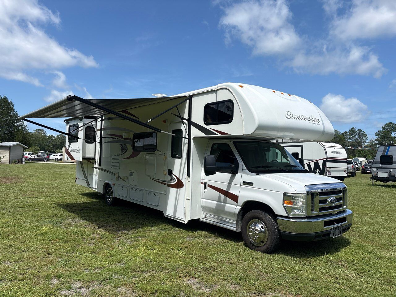 2014 FORD E-450