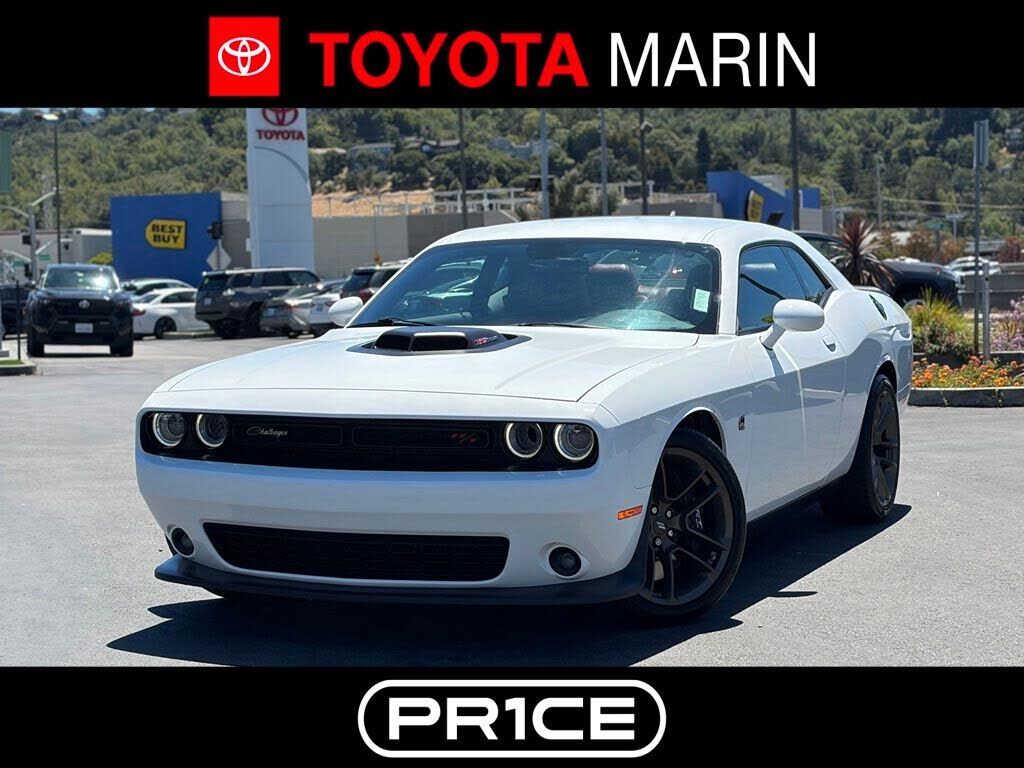 2021 DODGE Challenger