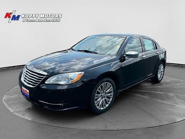 2011 CHRYSLER 200