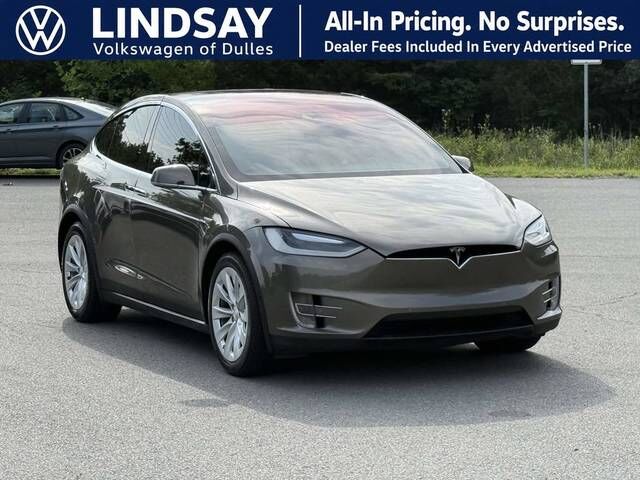 2016 TESLA Model X
