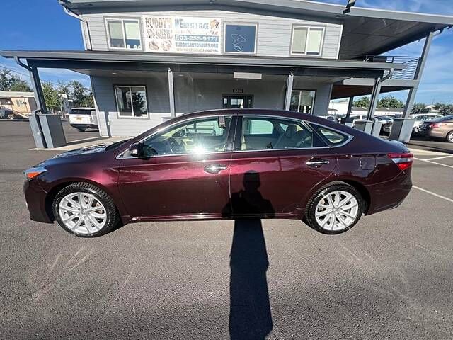 2013 TOYOTA Avalon
