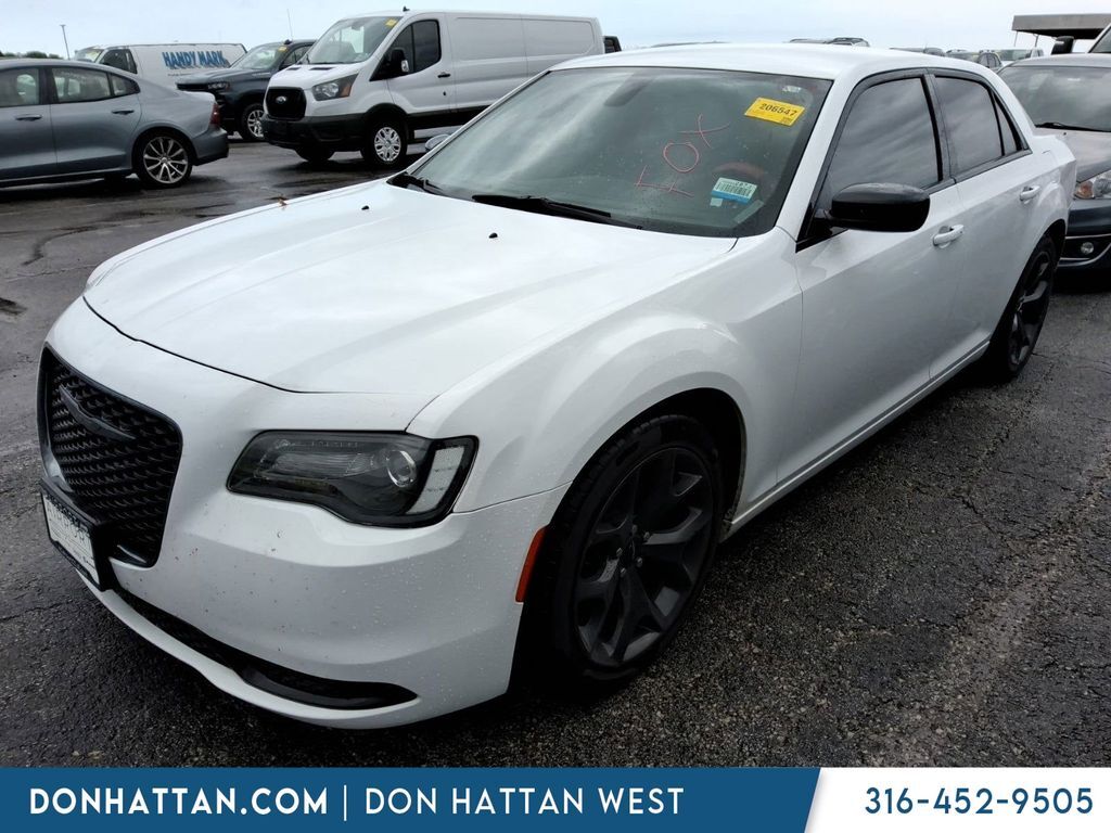 2020 CHRYSLER 300
