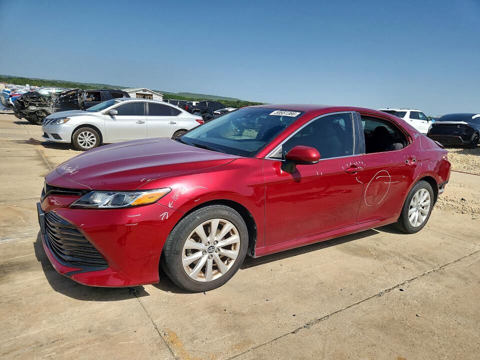 2018 TOYOTA Camry