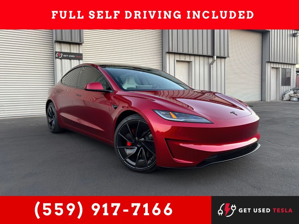 2024 TESLA Model 3