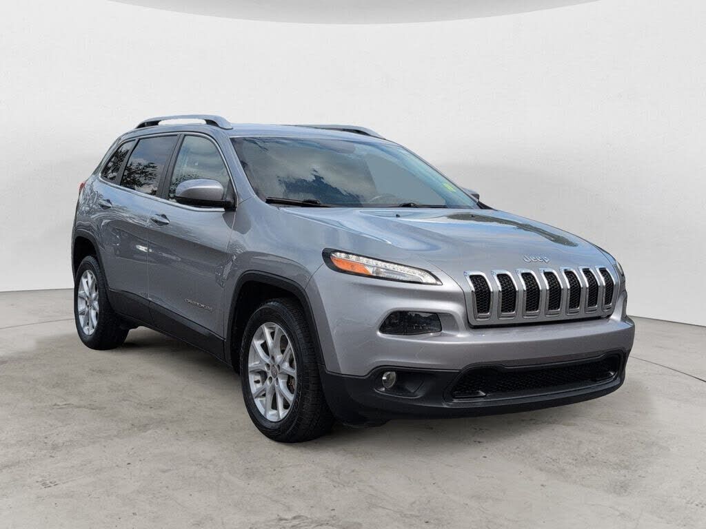 2017 JEEP Cherokee