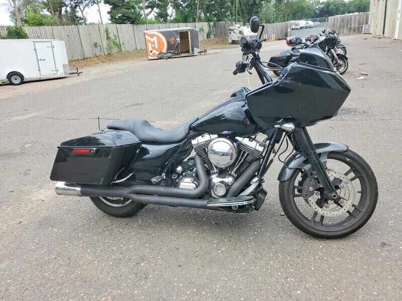 2012 HARLEY DAVIDSON Road Glide Custom 103