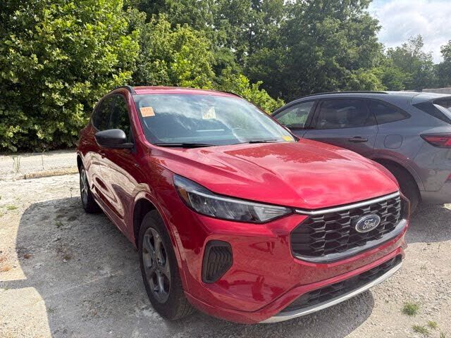 2024 FORD Escape