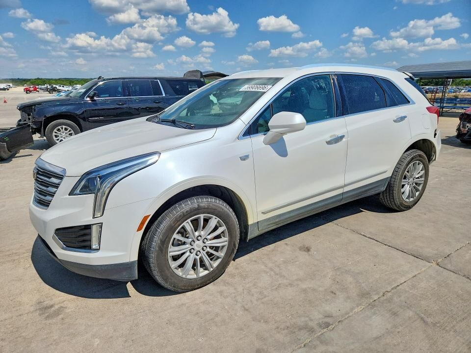 2017 CADILLAC XT5