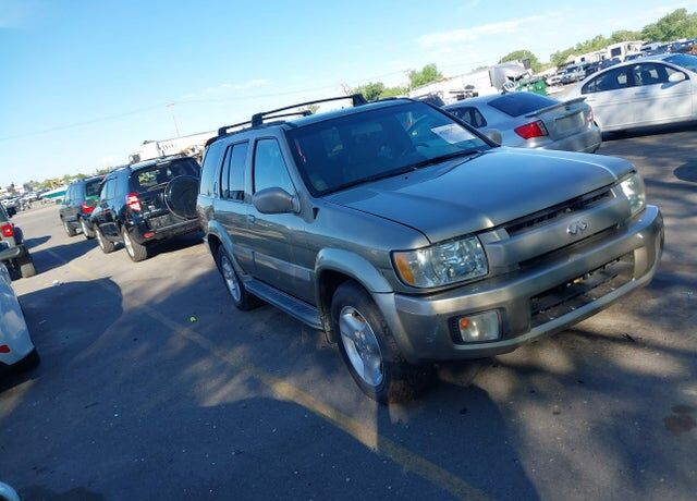 2002 INFINITI QX4