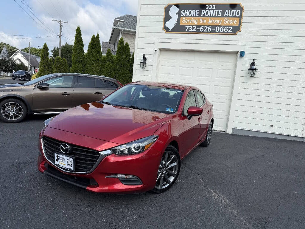2018 MAZDA Mazda3