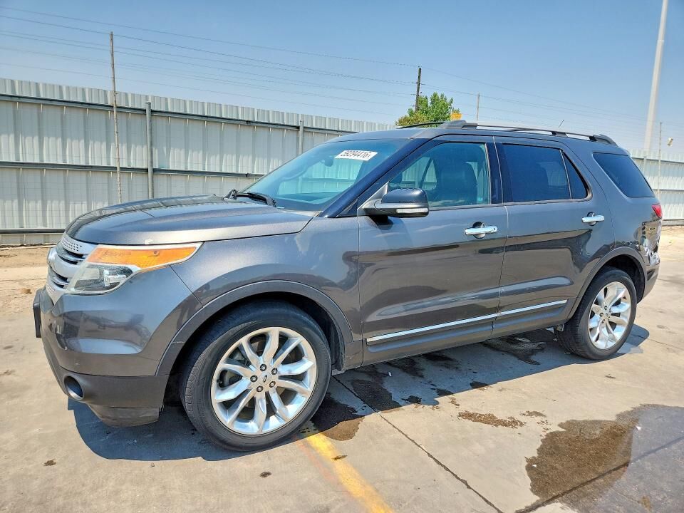 2015 FORD Explorer