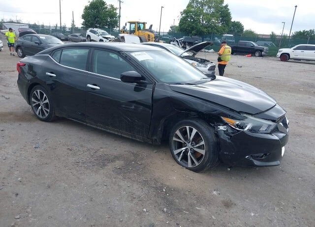 2017 NISSAN Maxima