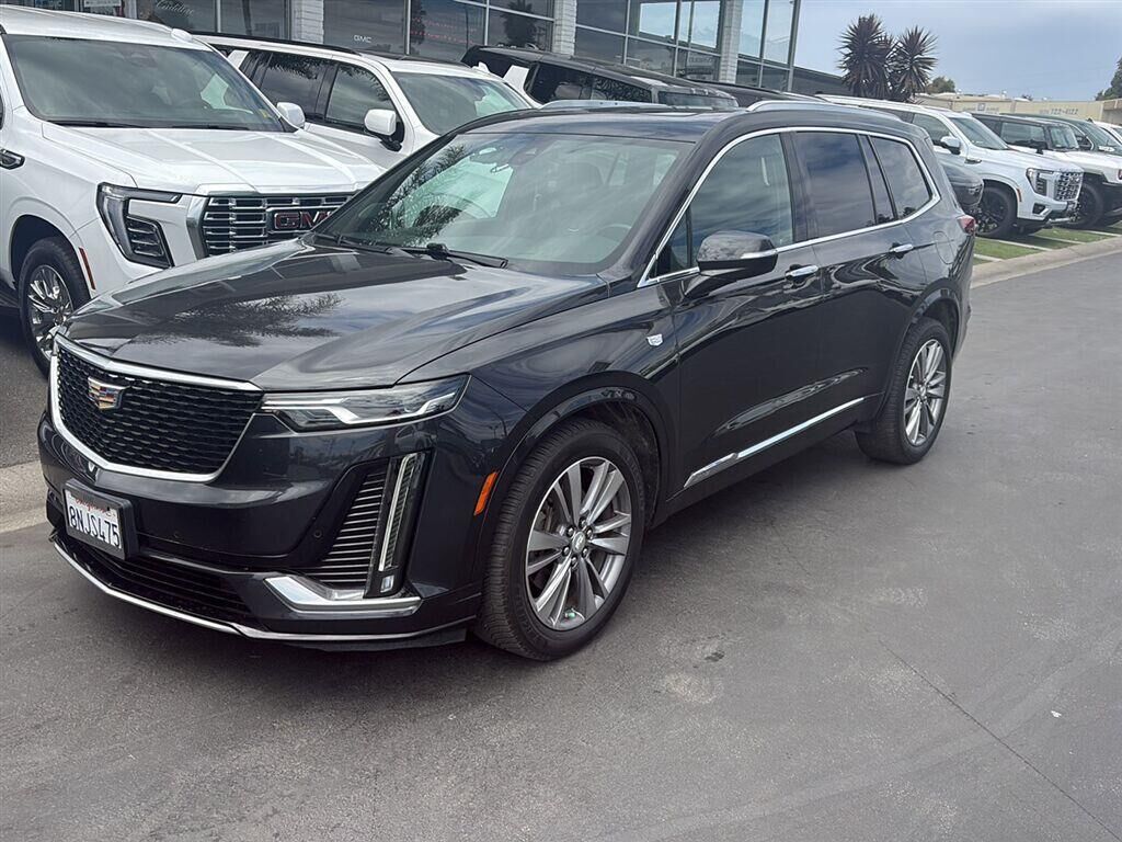 2020 CADILLAC XT6