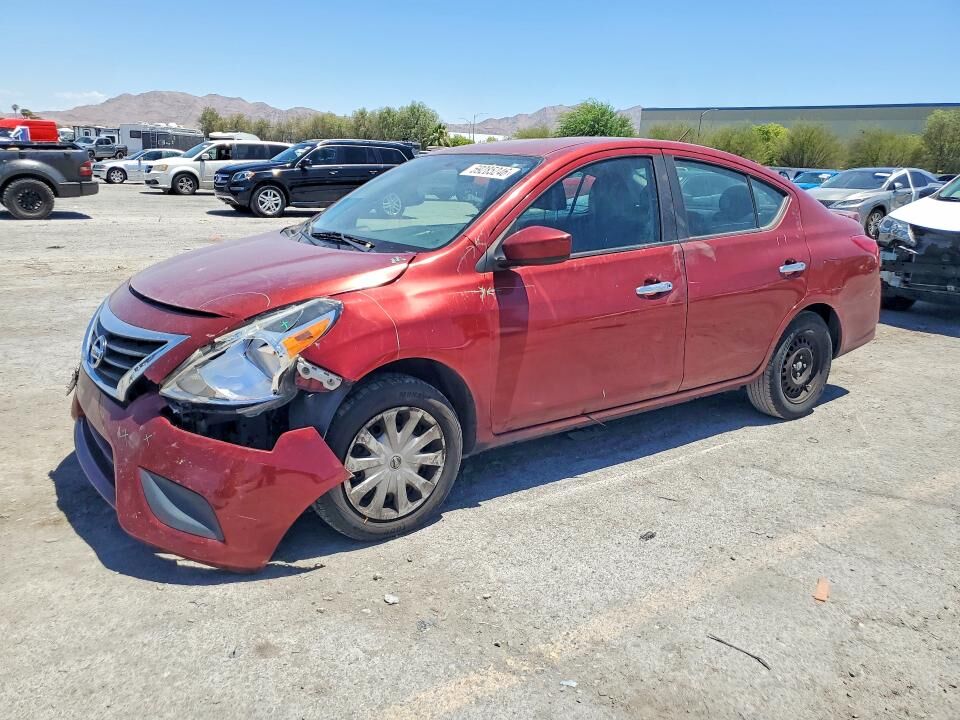 2017 NISSAN Versa