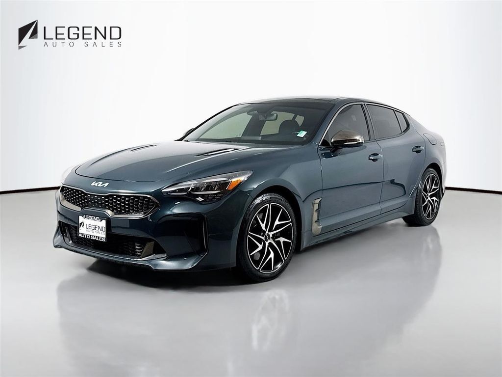 2022 KIA Stinger
