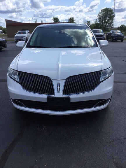 2016 LINCOLN MKT