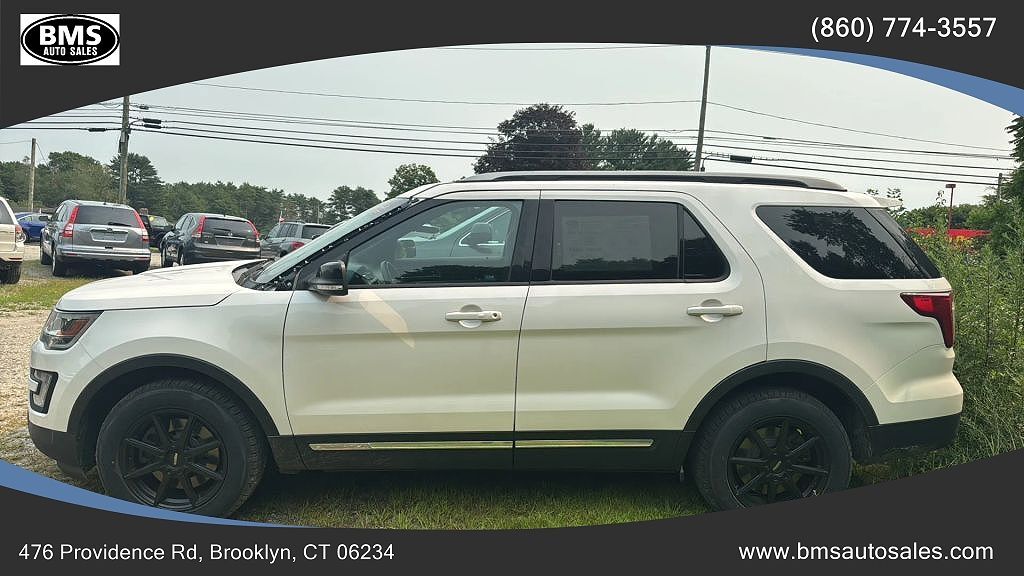 2017 FORD Explorer