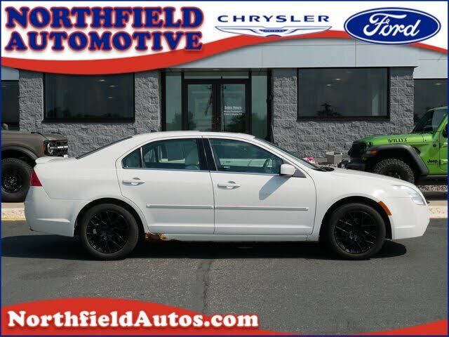 2010 MERCURY Milan