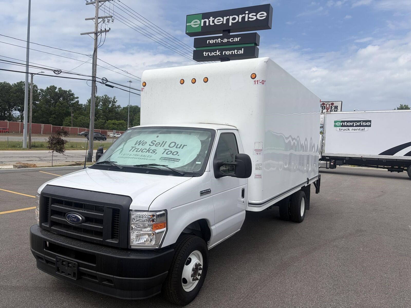 2024 FORD E-350