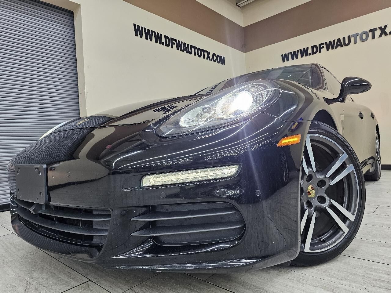 2016 PORSCHE Panamera