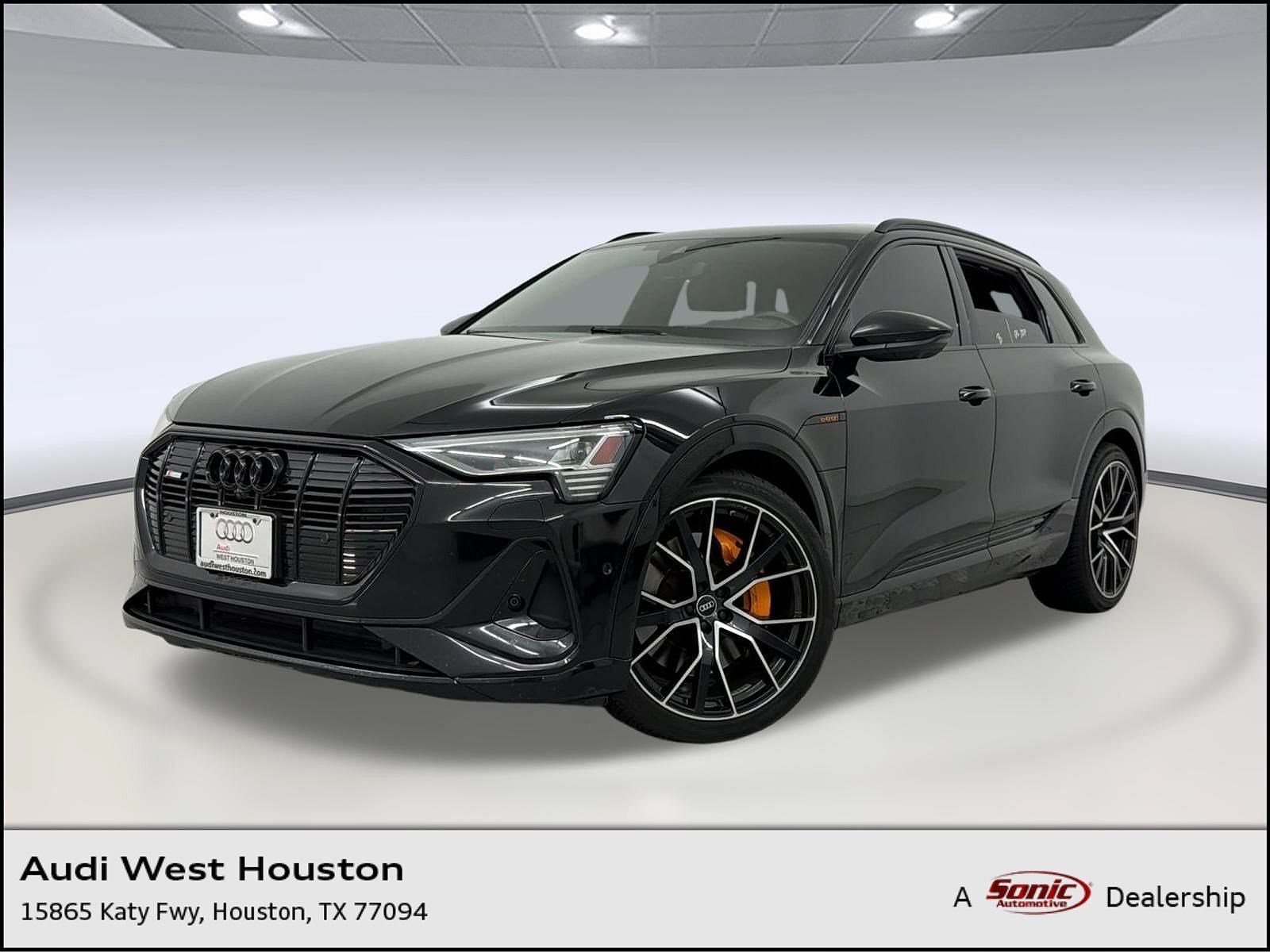 2022 AUDI e-tron