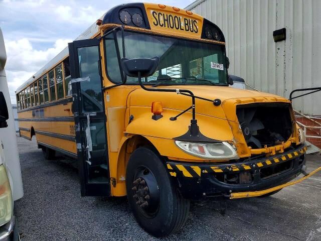 2013 IC BUS PB105
