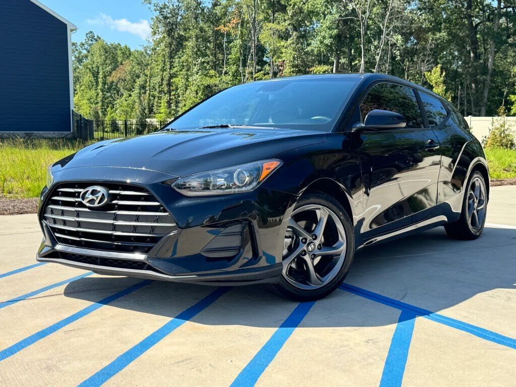 2019 HYUNDAI Veloster