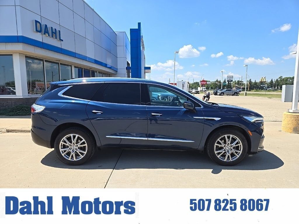 2023 BUICK Enclave