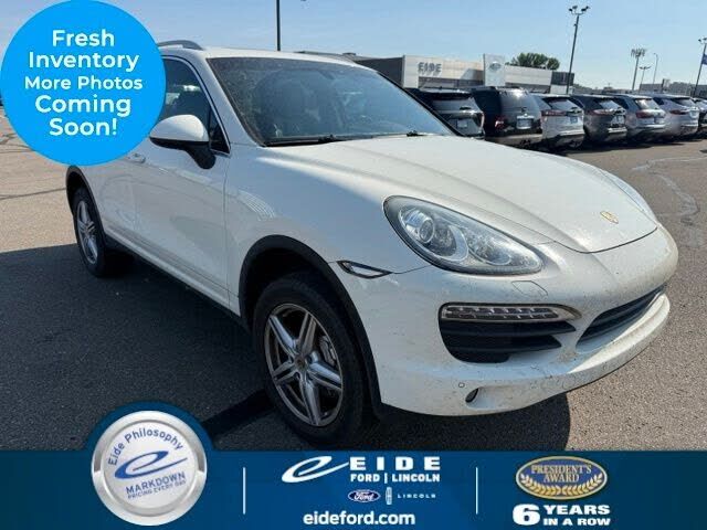 2011 PORSCHE Cayenne
