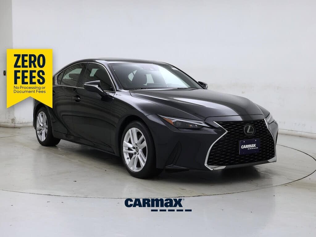 2021 LEXUS IS