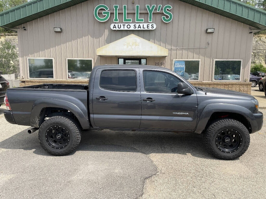 2010 TOYOTA Tacoma