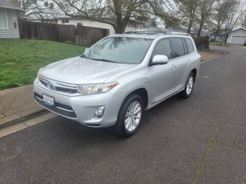 2013 TOYOTA Highlander