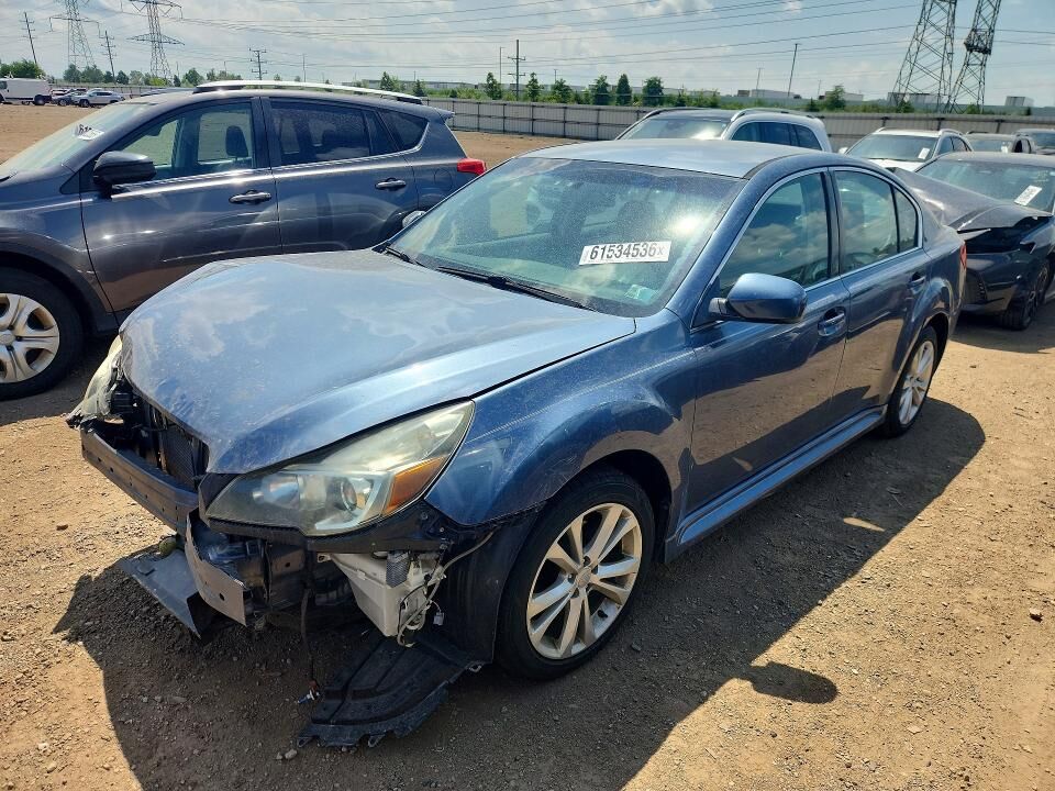 2013 SUBARU Legacy