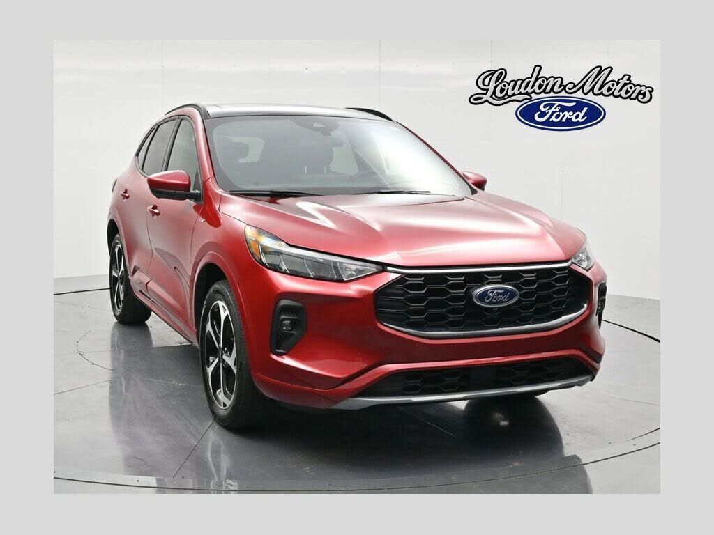 2024 FORD Escape