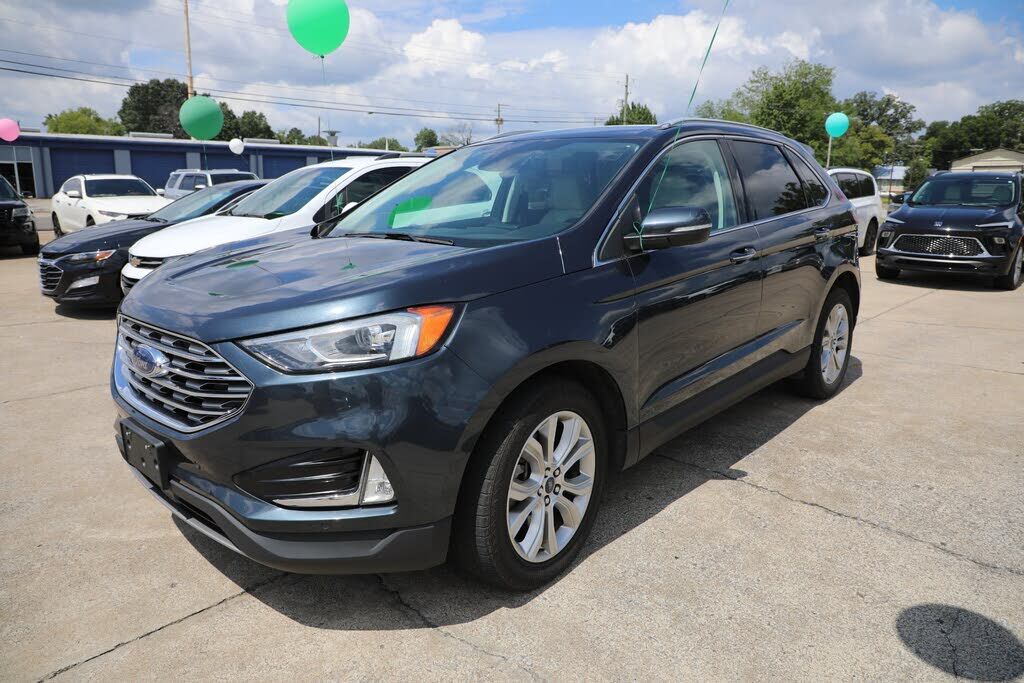 2022 FORD Edge