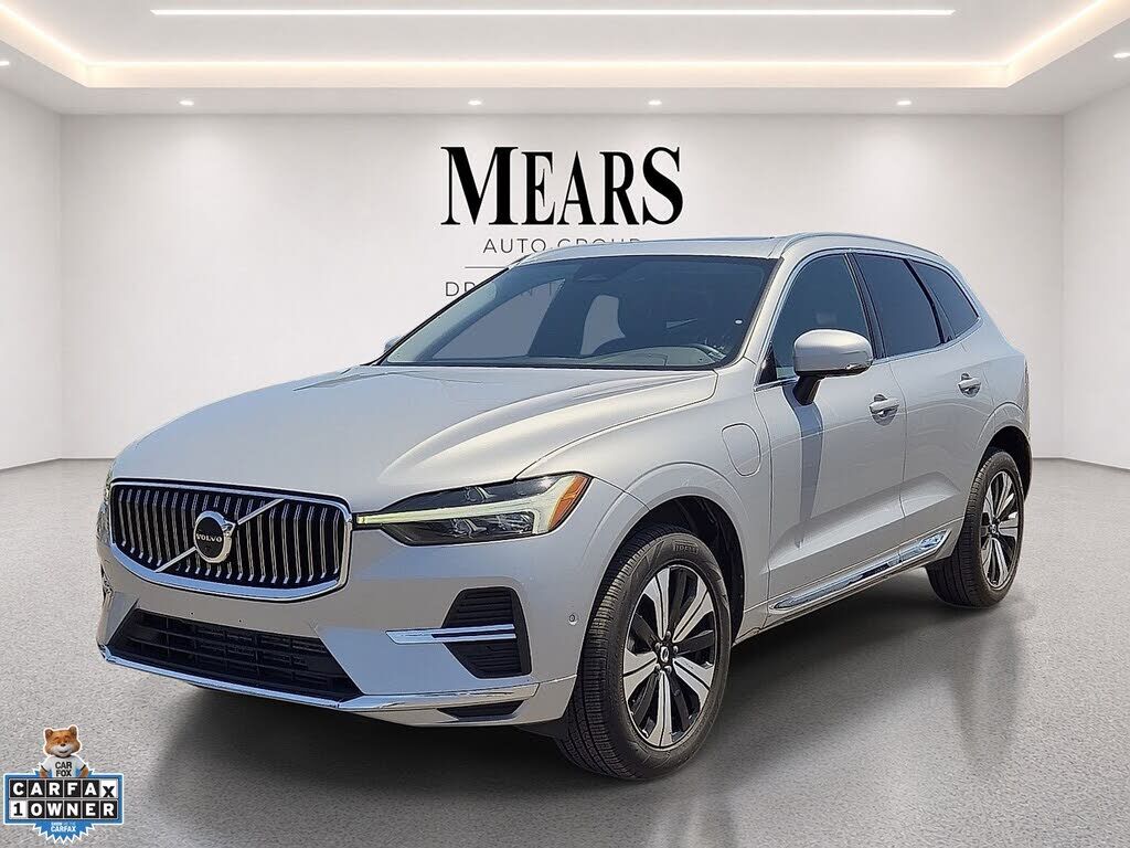 2023 VOLVO XC60