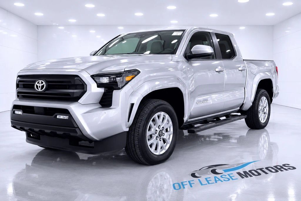 2025 TOYOTA Tacoma