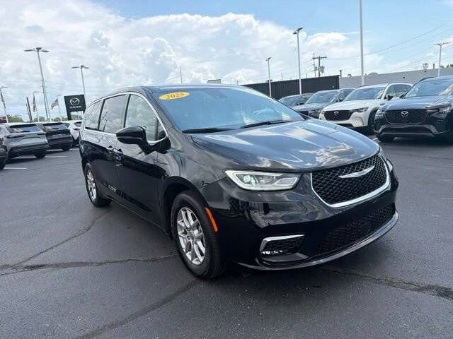 2025 CHRYSLER Pacifica