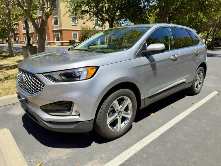 2024 FORD Edge