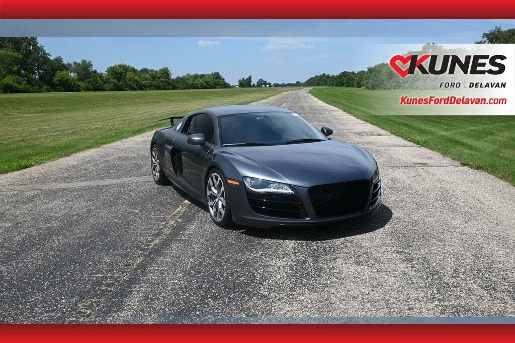 2011 AUDI R8