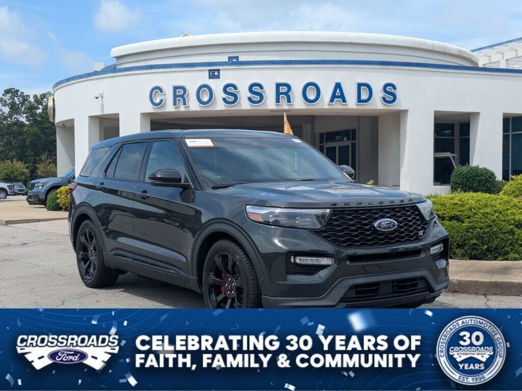 2022 FORD Explorer