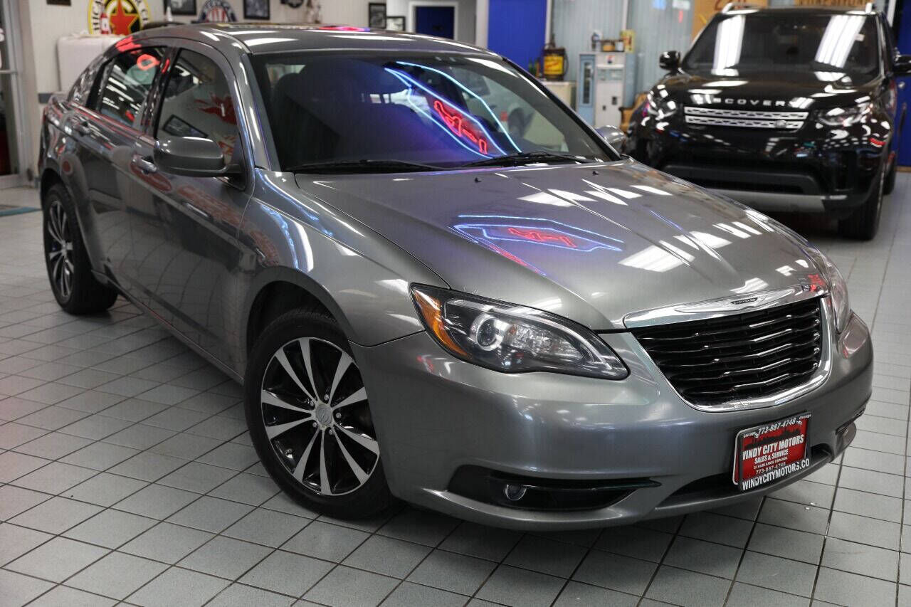2012 CHRYSLER 200
