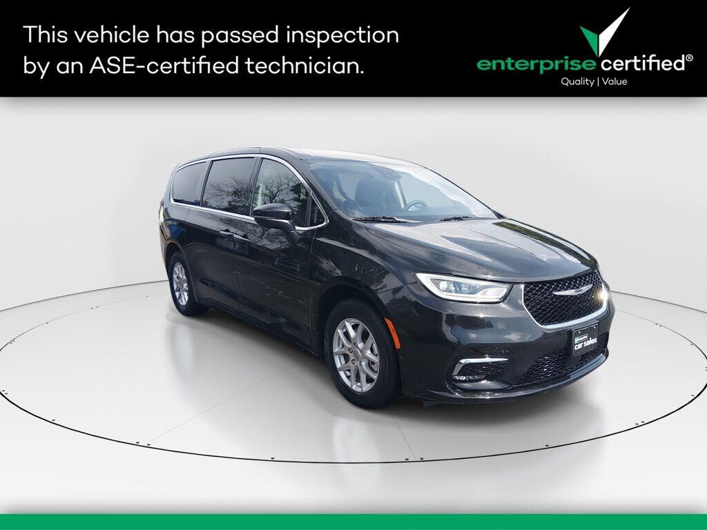 2023 CHRYSLER Pacifica