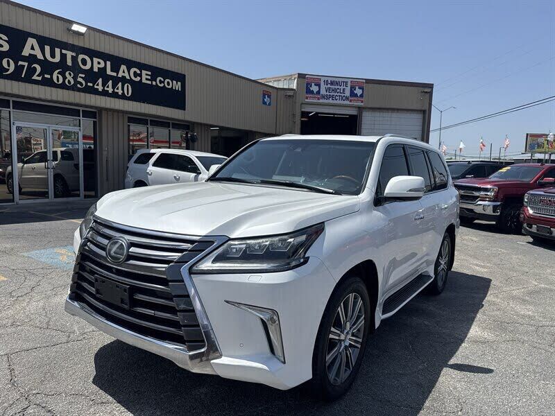 2016 LEXUS LX